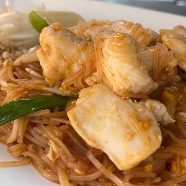 Lunch Pad Thai.