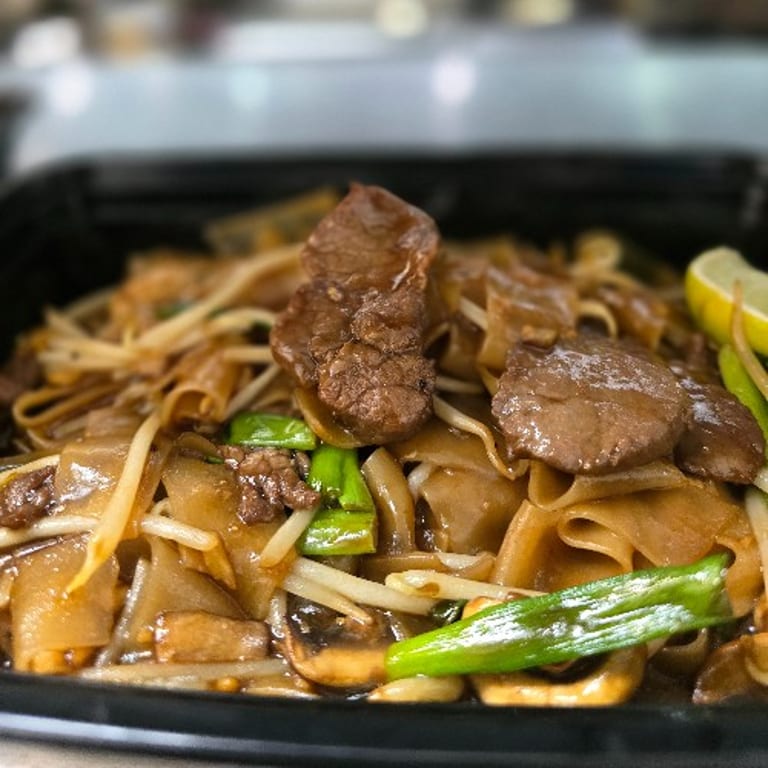 Delicious Chinese Food Awaits You